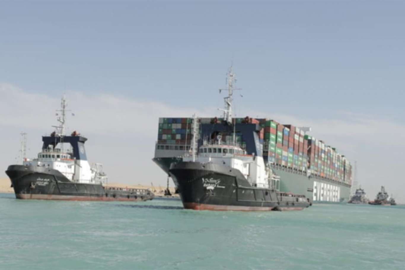Egypt decides to raise Suez Canal transit fees in 2023
